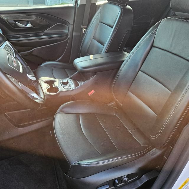 Used 2024 GMC Terrain SLT AWD/4WD image 12