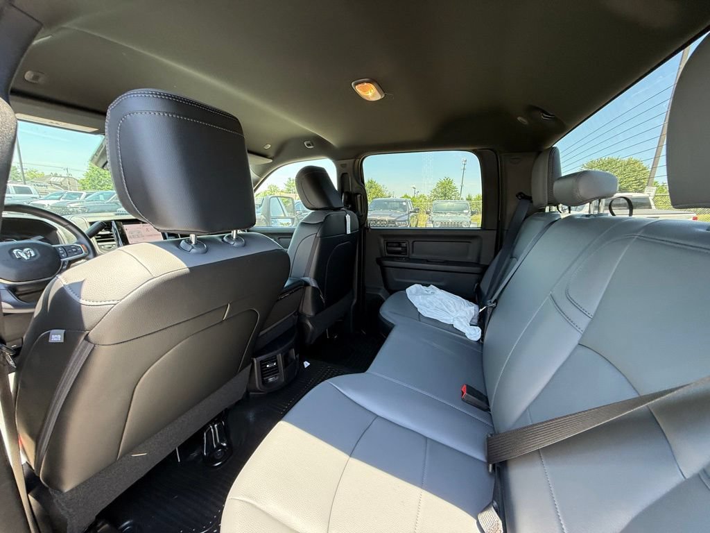 New 2026 RAM 3500 Tradesman AWD/4WD image 25