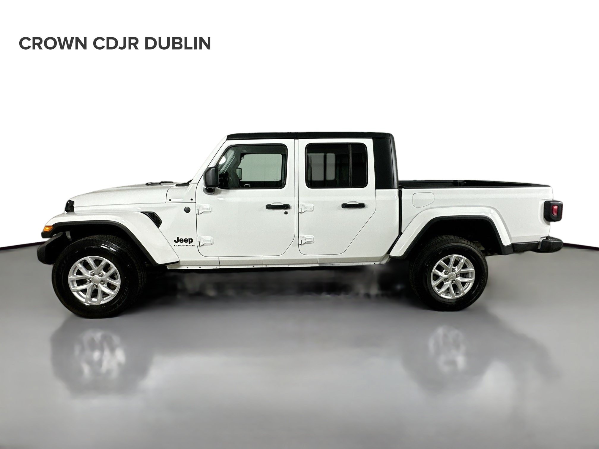 Used 2023 Jeep Gladiator Sport AWD/4WD image 8