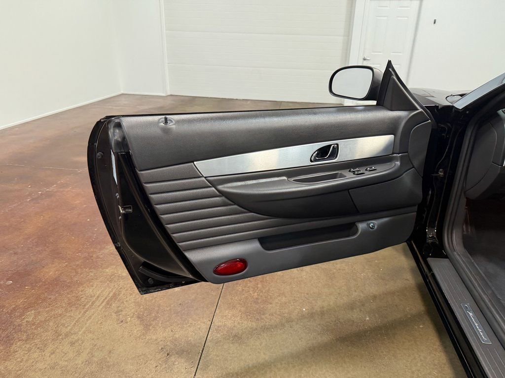 Used 2002 Ford Thunderbird image 52