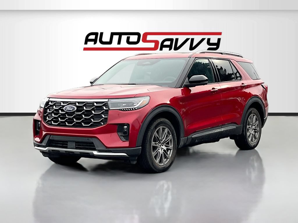 Used 2025 Ford Explorer Platinum AWD/4WD image 3