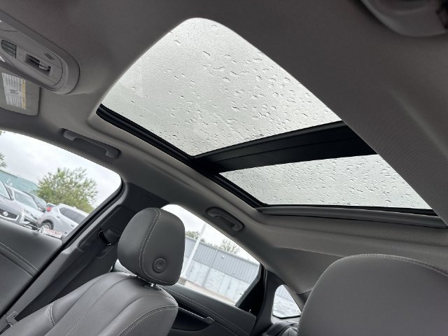 Used 2019 Chevrolet Impala LT w/ Sunroof and Spoiler Package FWD image 25