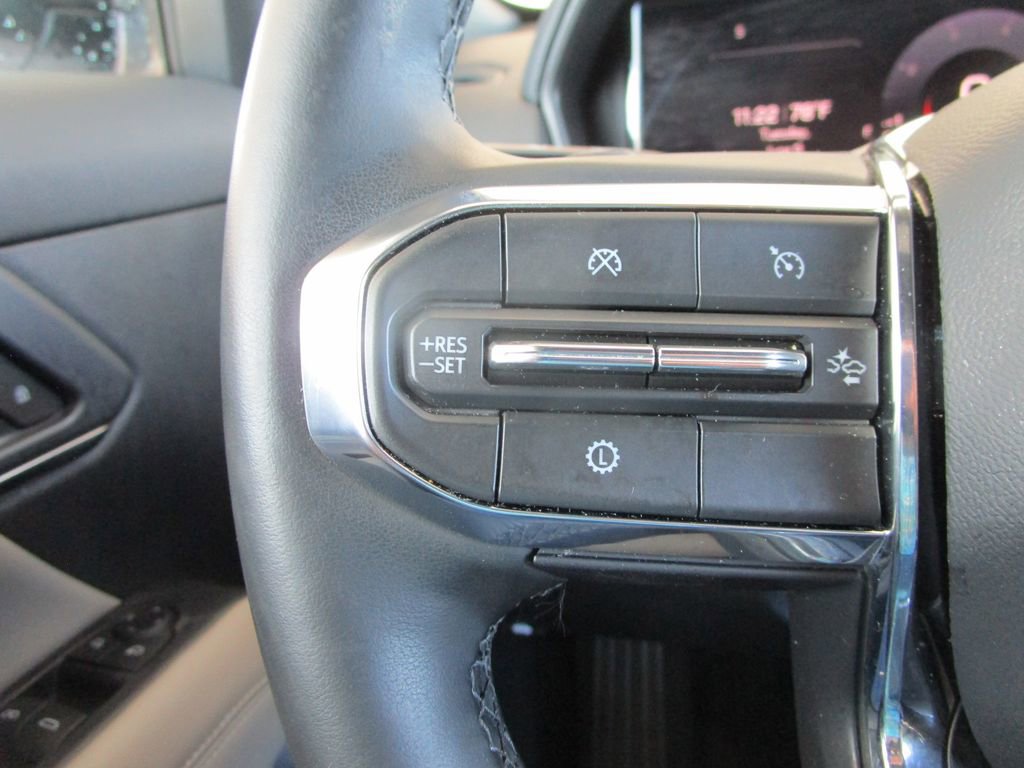 Used 2026 GMC Terrain Elevation w/ Elevation Premium Package FWD image 32