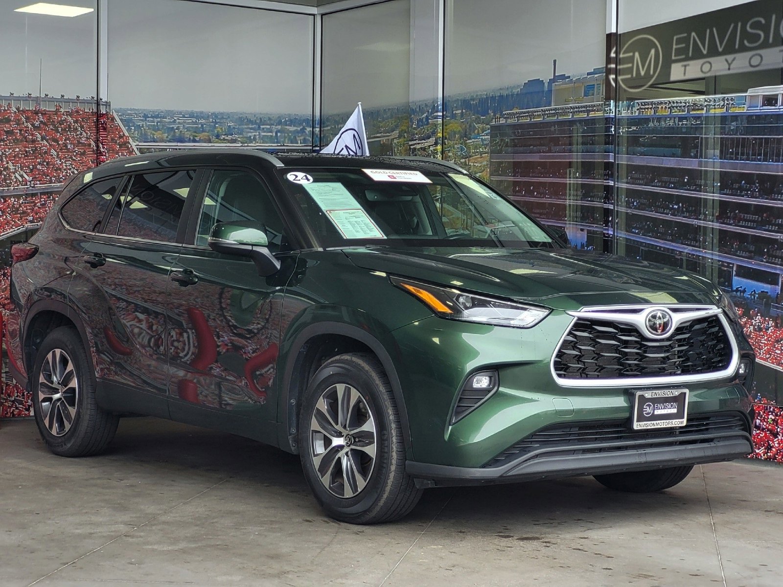 Certified 2024 Toyota Highlander XLE