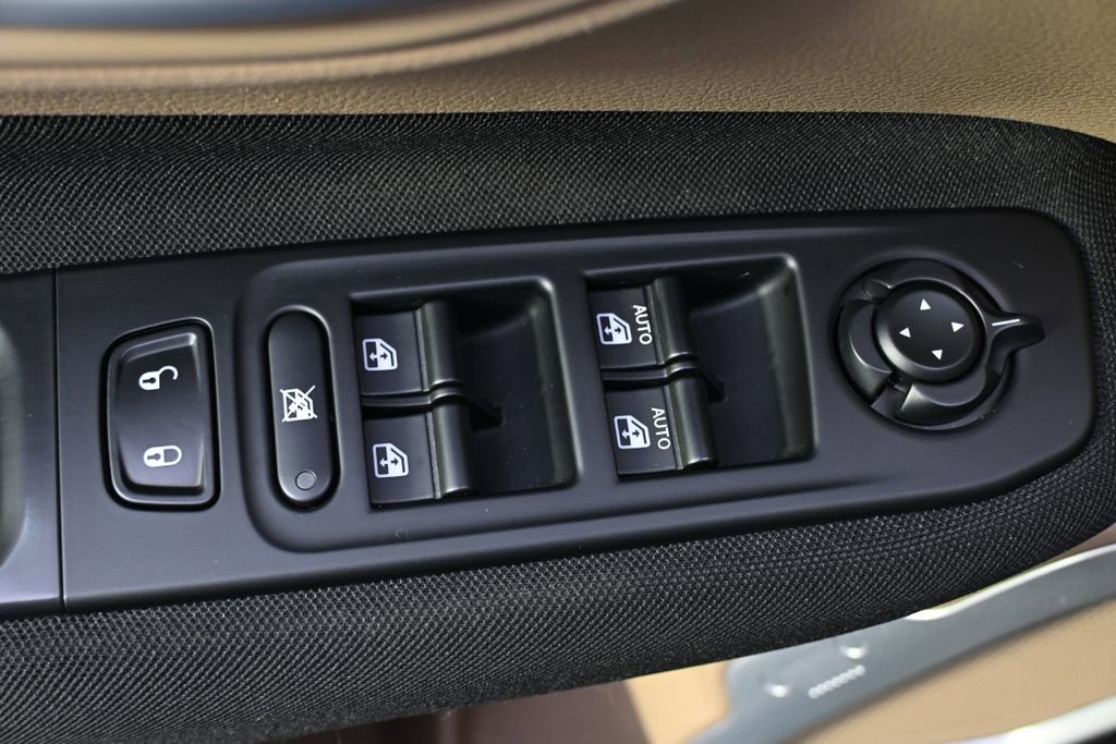 Used 2018 Jeep Renegade Sport w/ Power & Air Group AWD/4WD image 21