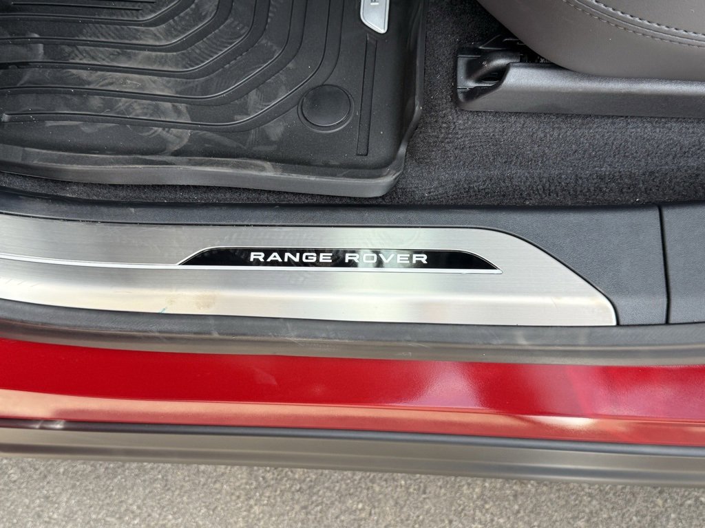 New 2025 Land Rover Range Rover Sport Dynamic SE image 13