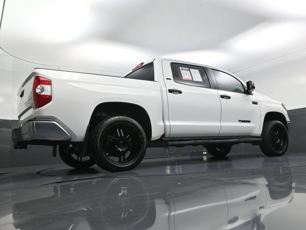 Used 2020 Toyota Tundra SR5 w/ SR5 Leather Package RWD image 23