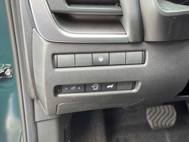 New 2026 Nissan Rogue SV FWD image 27
