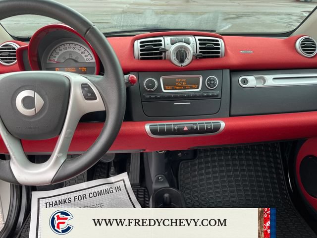 Used 2011 smart fortwo passion RWD image 16