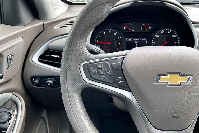 Used 2024 Chevrolet Malibu LT FWD image 11