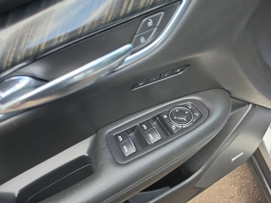 Used 2020 Cadillac XT6 Premium Luxury FWD image 12