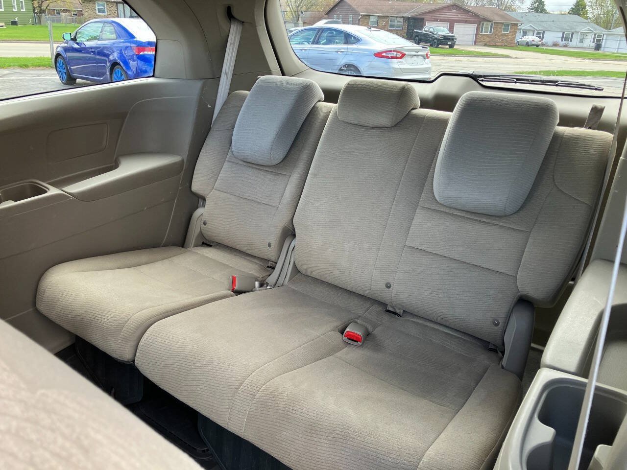 Used 2011 Honda Odyssey LX image 12