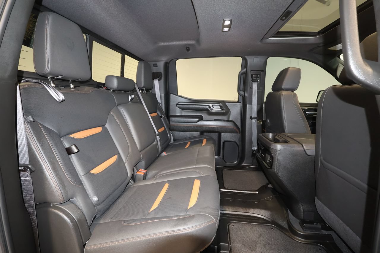 Used 2024 GMC Sierra 1500 AT4 w/ Technology Package AWD/4WD image 29