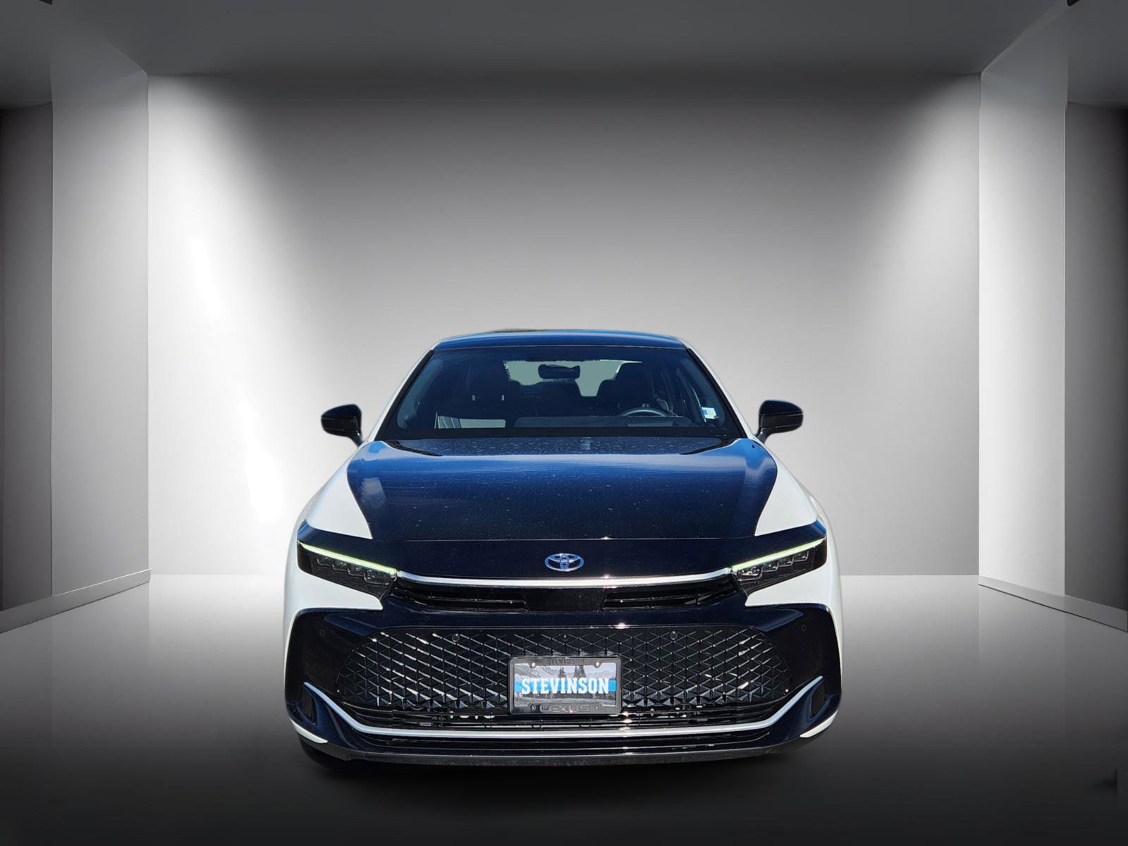 Used 2026 Toyota Crown Platinum image 6