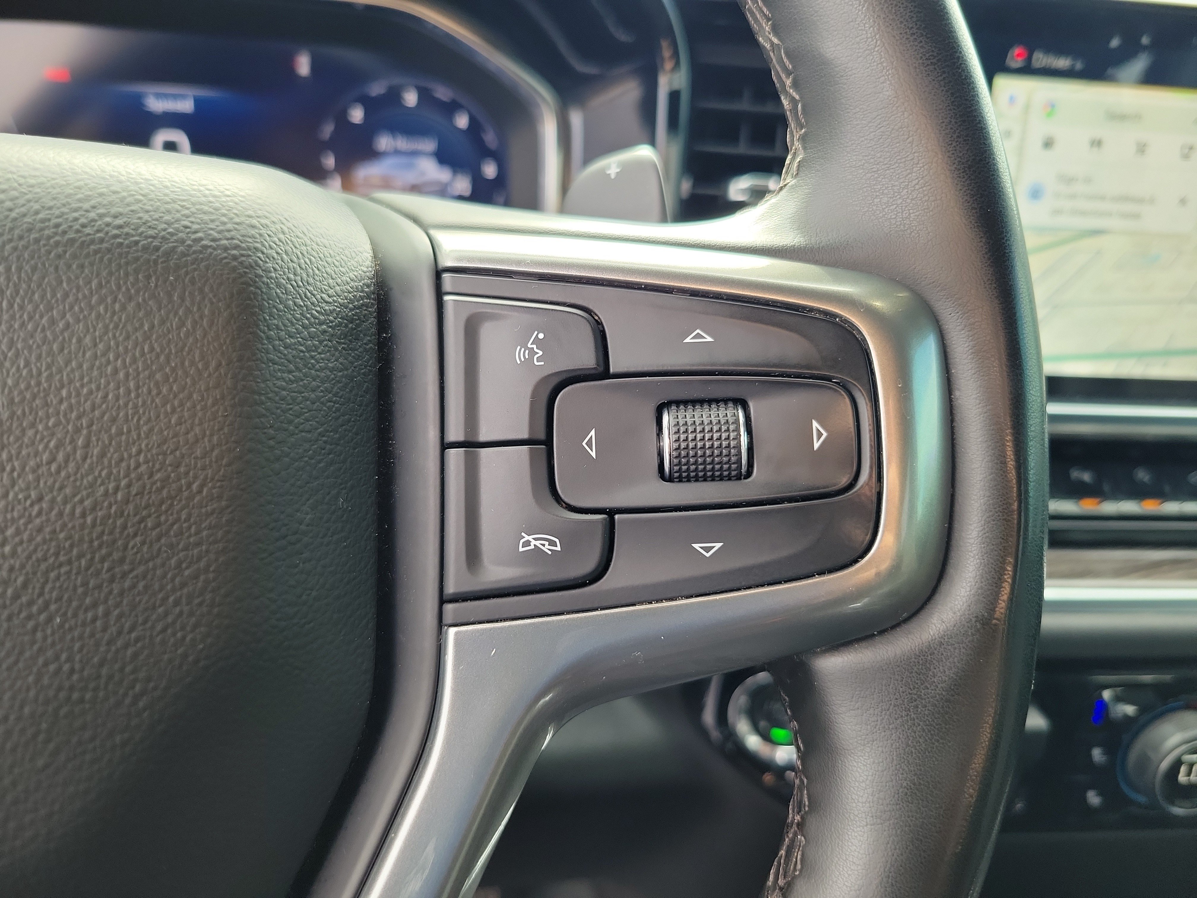 Used 2025 Chevrolet Silverado 1500 LTZ w/ Technology Package AWD/4WD image 23