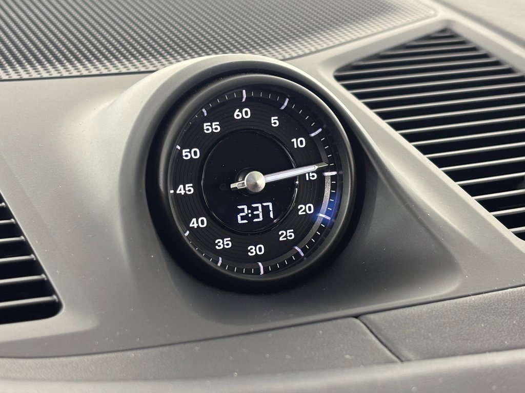 New 2026 Porsche Cayenne image 28