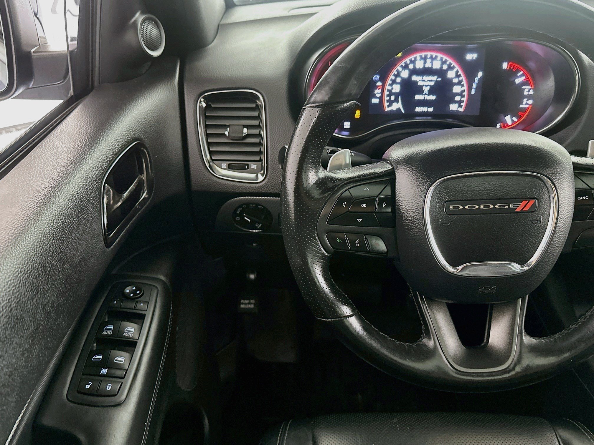Used 2019 Dodge Durango R/T w/ Blacktop Package AWD/4WD image 10