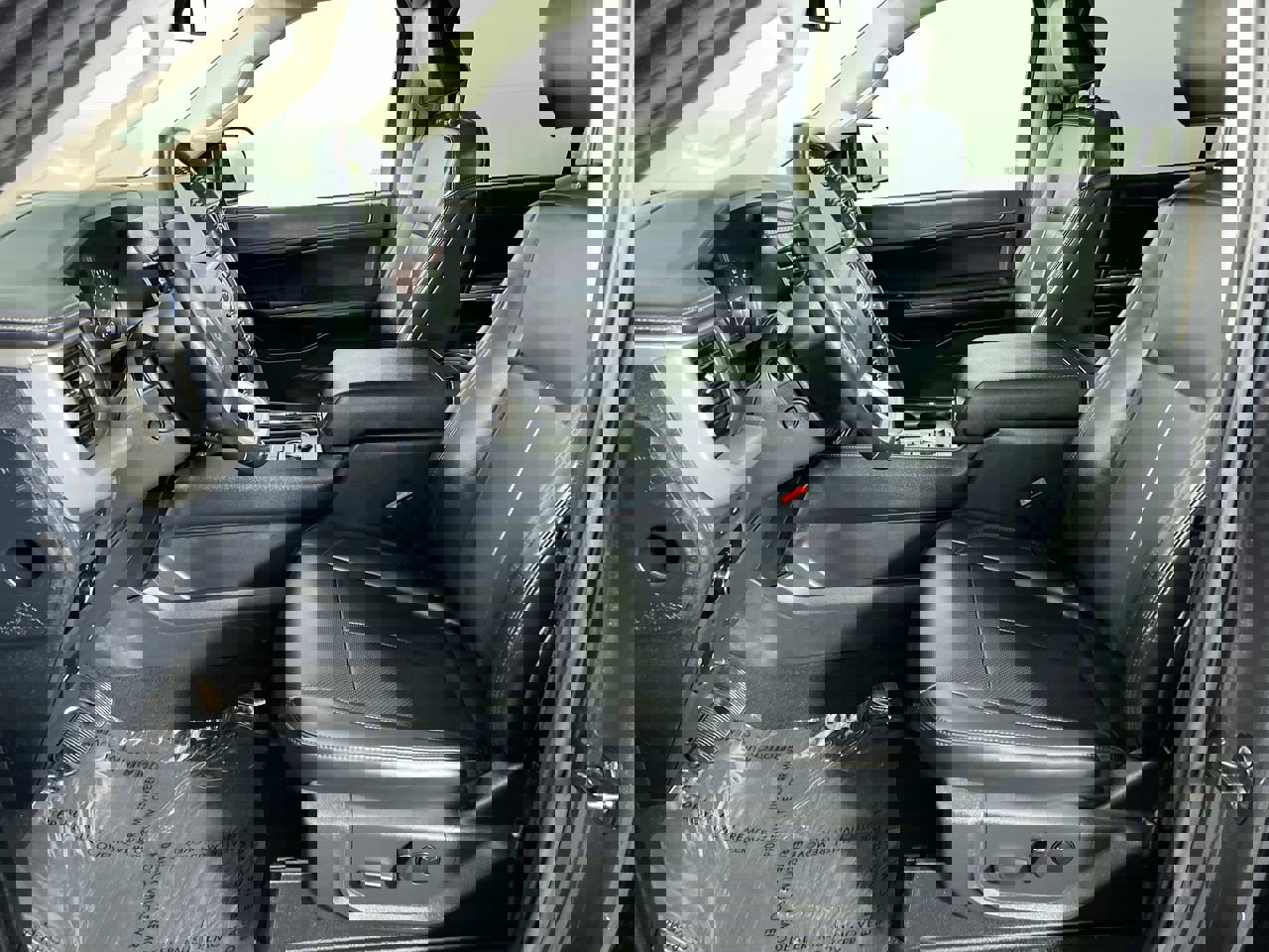 Used 2024 Ford Expedition Max XLT image 12