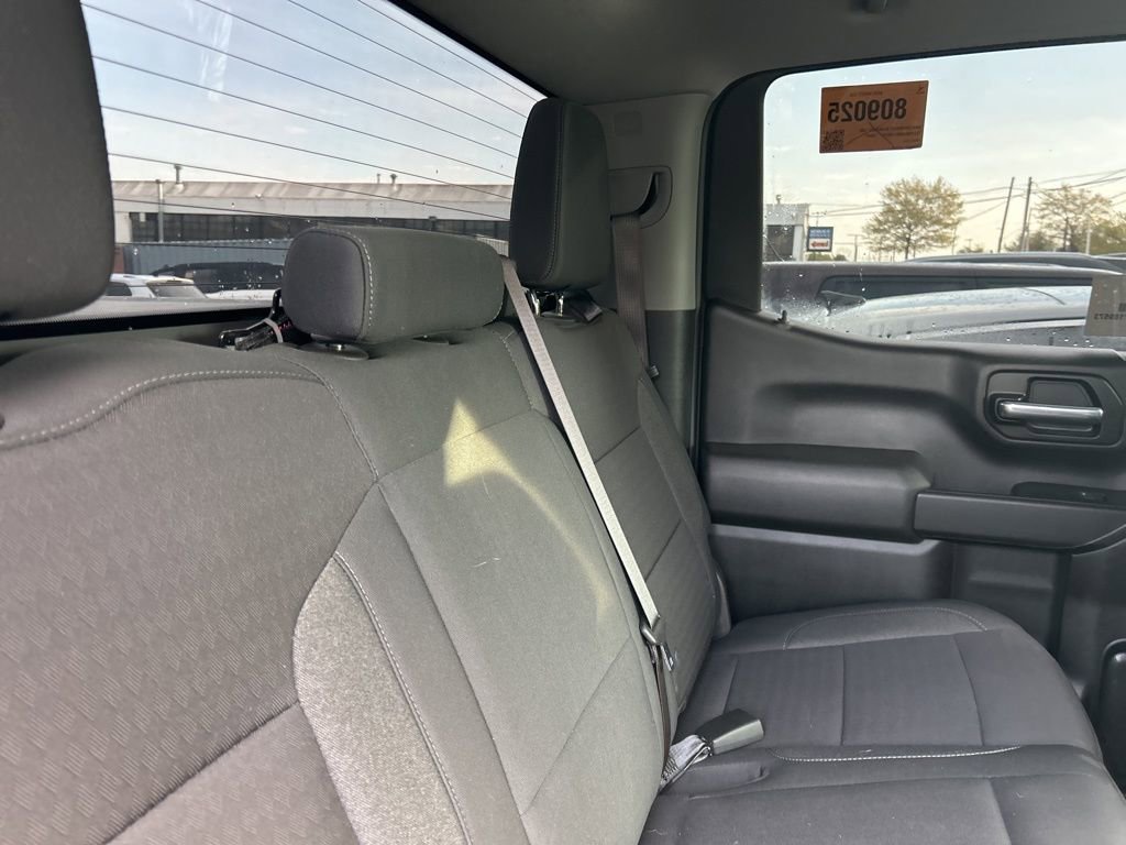 Used 2024 Chevrolet Silverado 1500 Custom AWD/4WD image 9