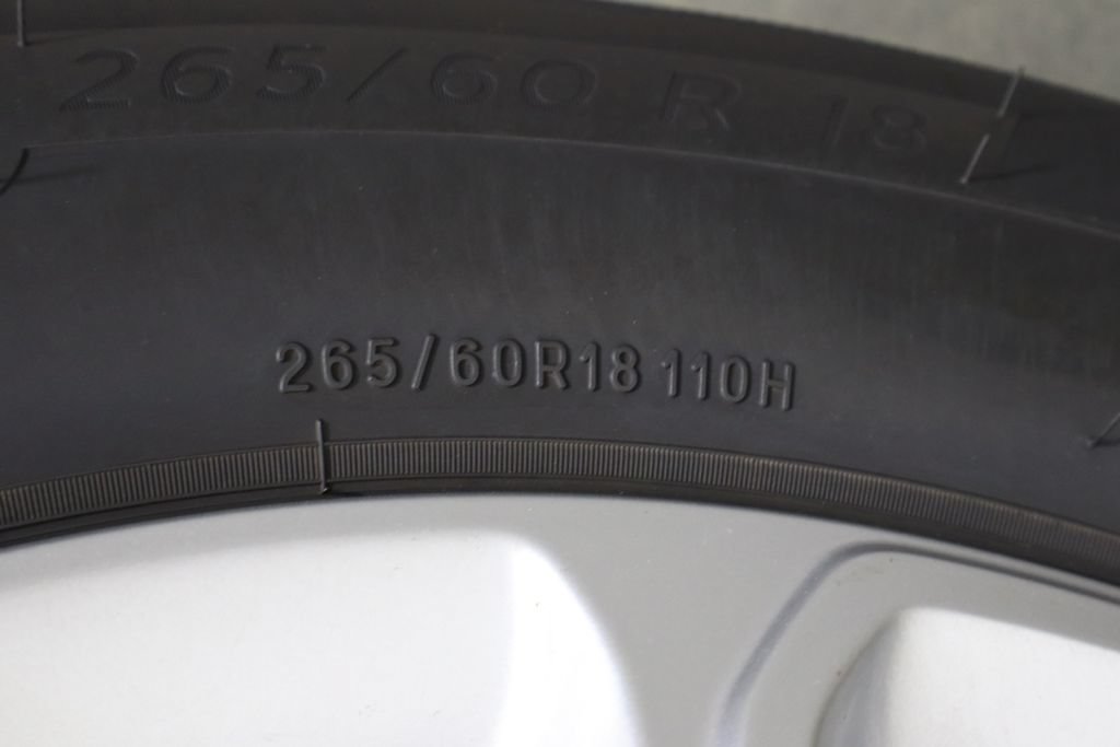 Used 2022 Jeep Grand Cherokee Laredo E RWD image 44