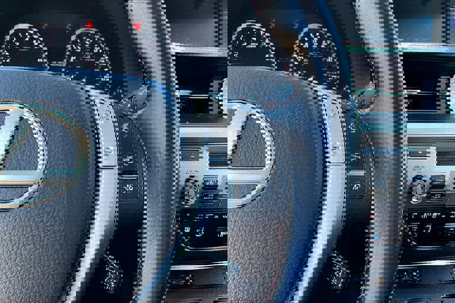 Used 2015 Lexus ES 350 image 21