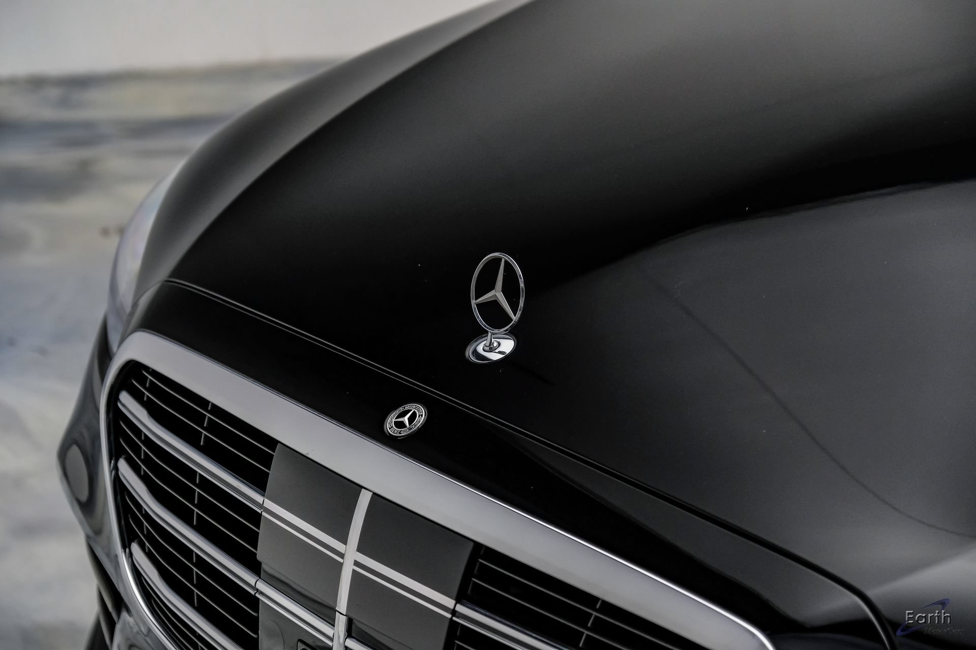Used 2024 Mercedes-Benz S 580 4MATIC Sedan w/ AMG Line image 31