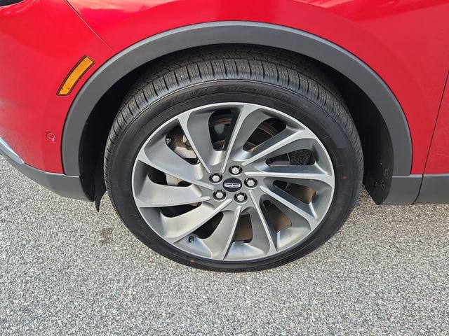 Used 2021 Lincoln Nautilus Reserve w/ Equipment Group 202A image 7