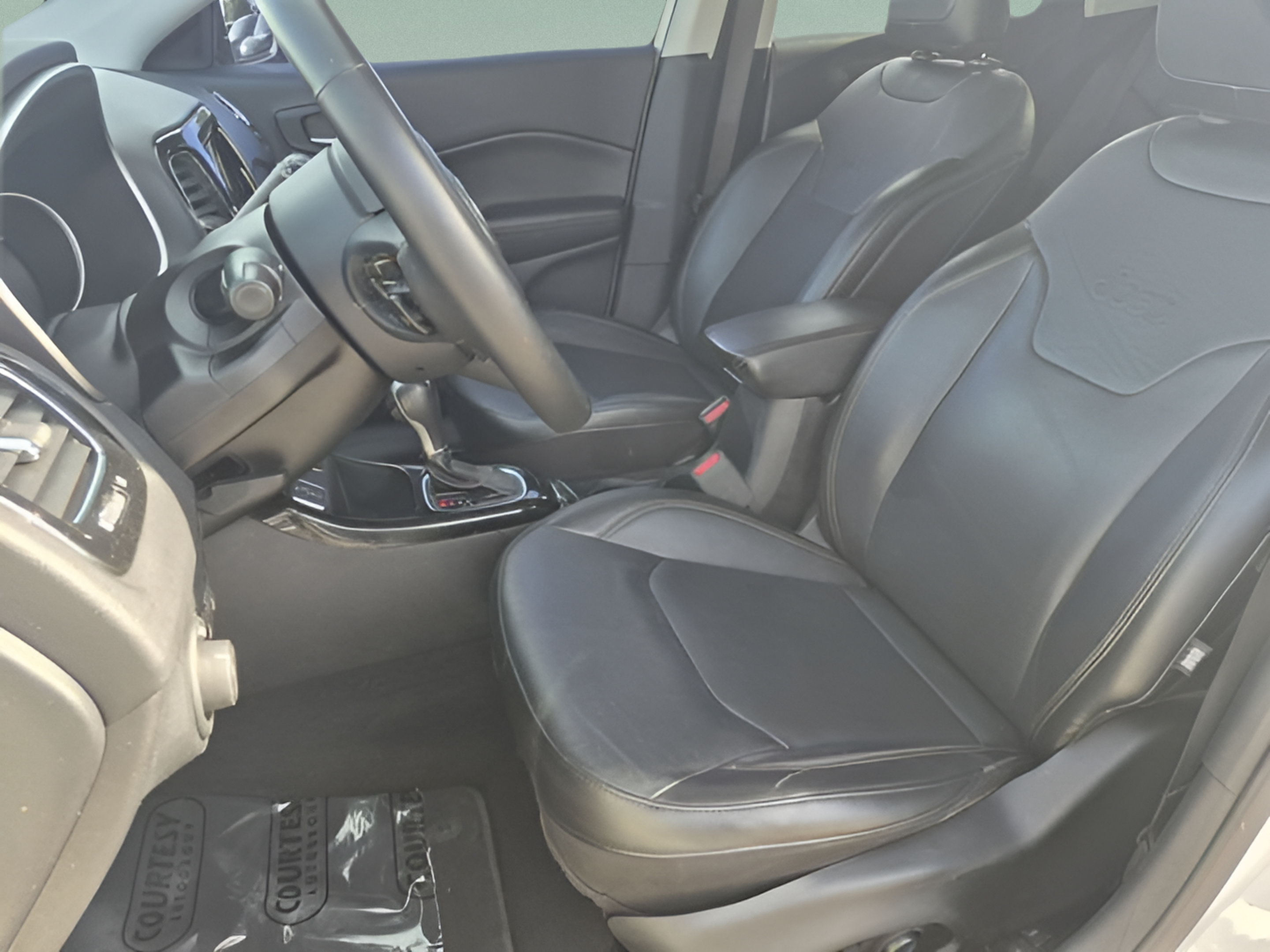 Used 2020 Jeep Compass Limited FWD image 20