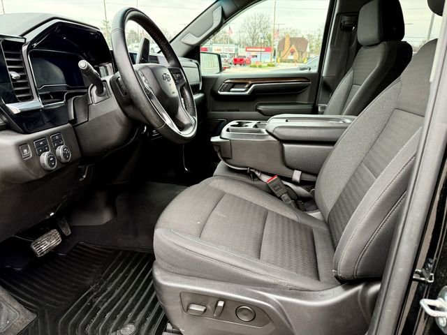 Used 2024 Chevrolet Silverado 1500 RST image 13