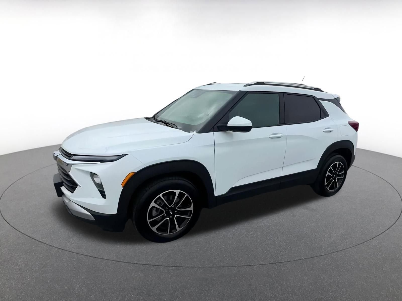 Used 2025 Chevrolet TrailBlazer LT image 8