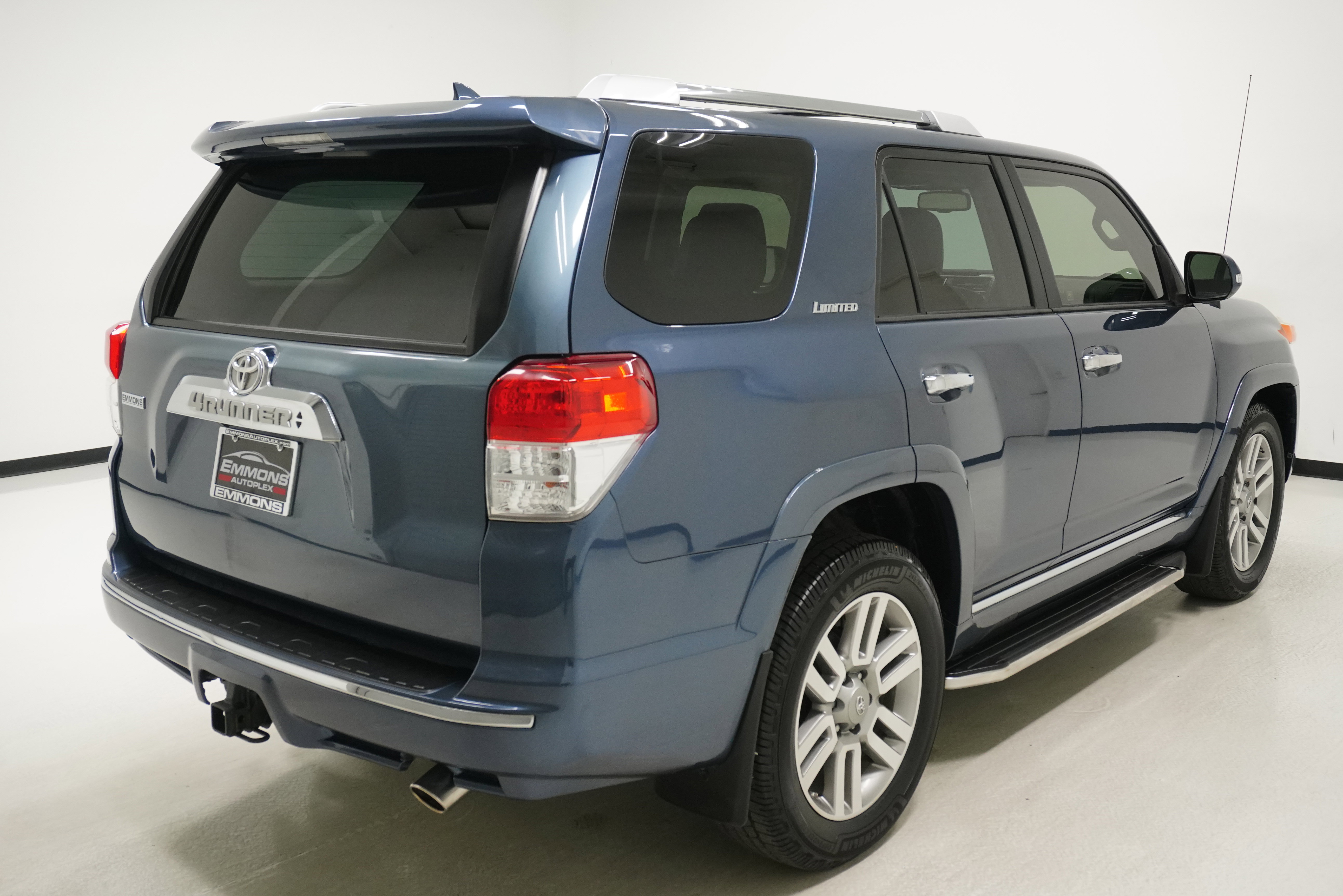 Used 2013 Toyota 4Runner Limited image 4