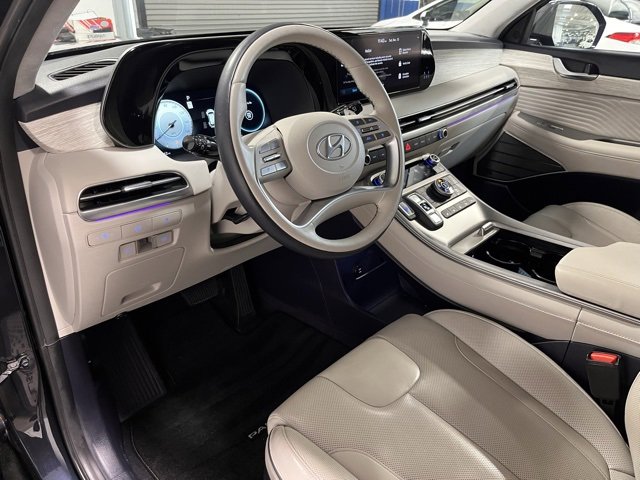 Used 2023 Hyundai Palisade Calligraphy image 19