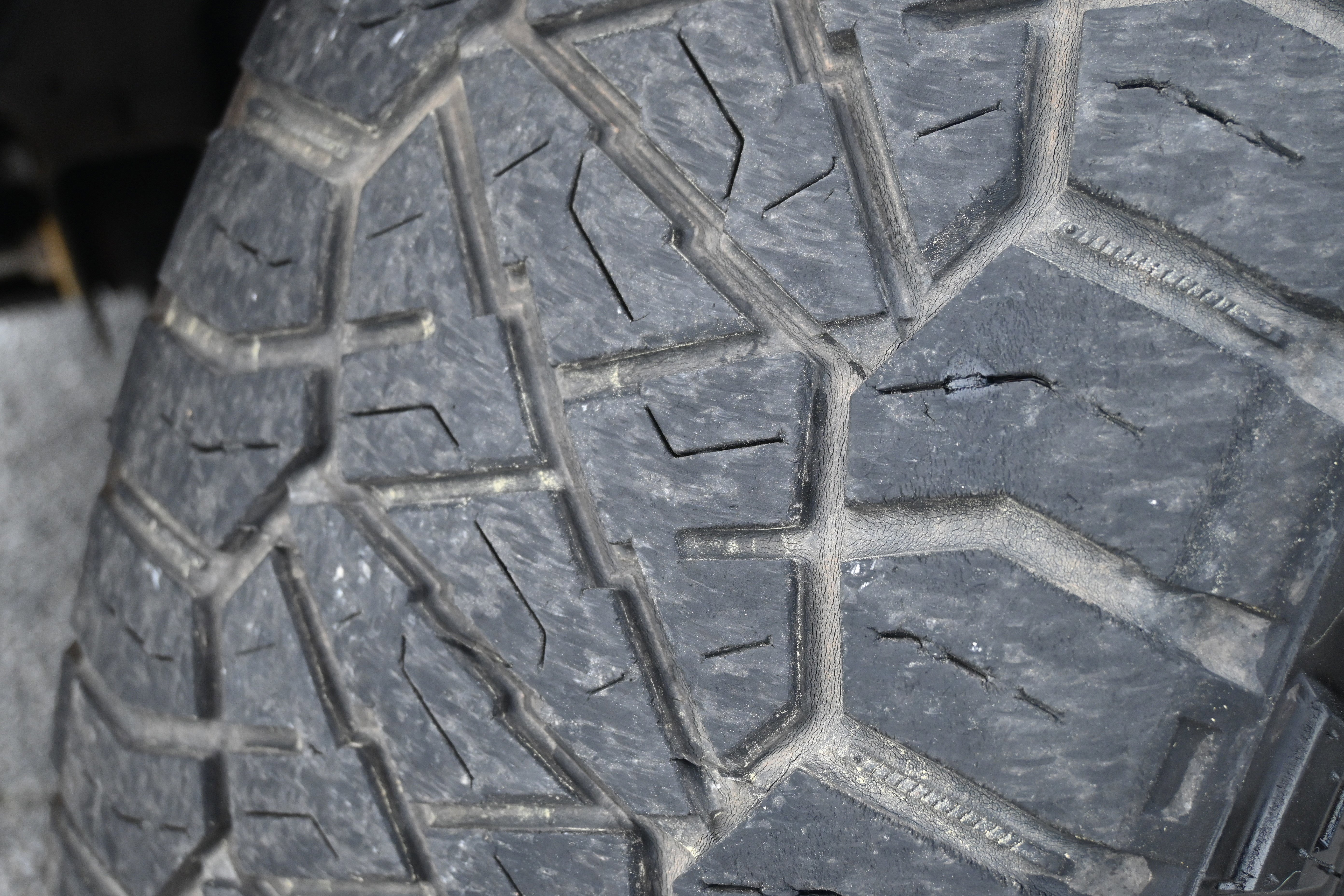 Used 2020 GMC Sierra 1500 AT4 w/ AT4 Premium Package image 27