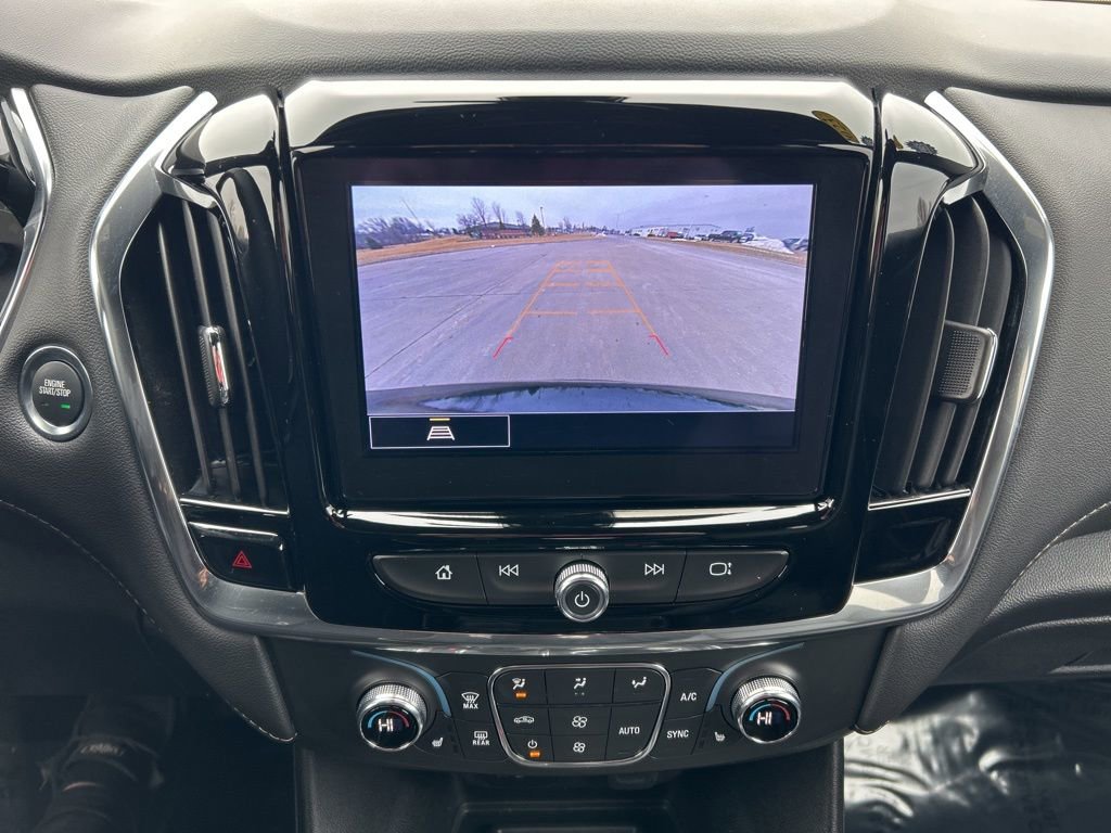 Used 2023 Chevrolet Traverse LT image 31
