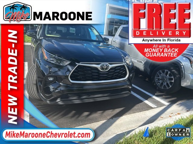 Used 2022 Toyota Highlander LE