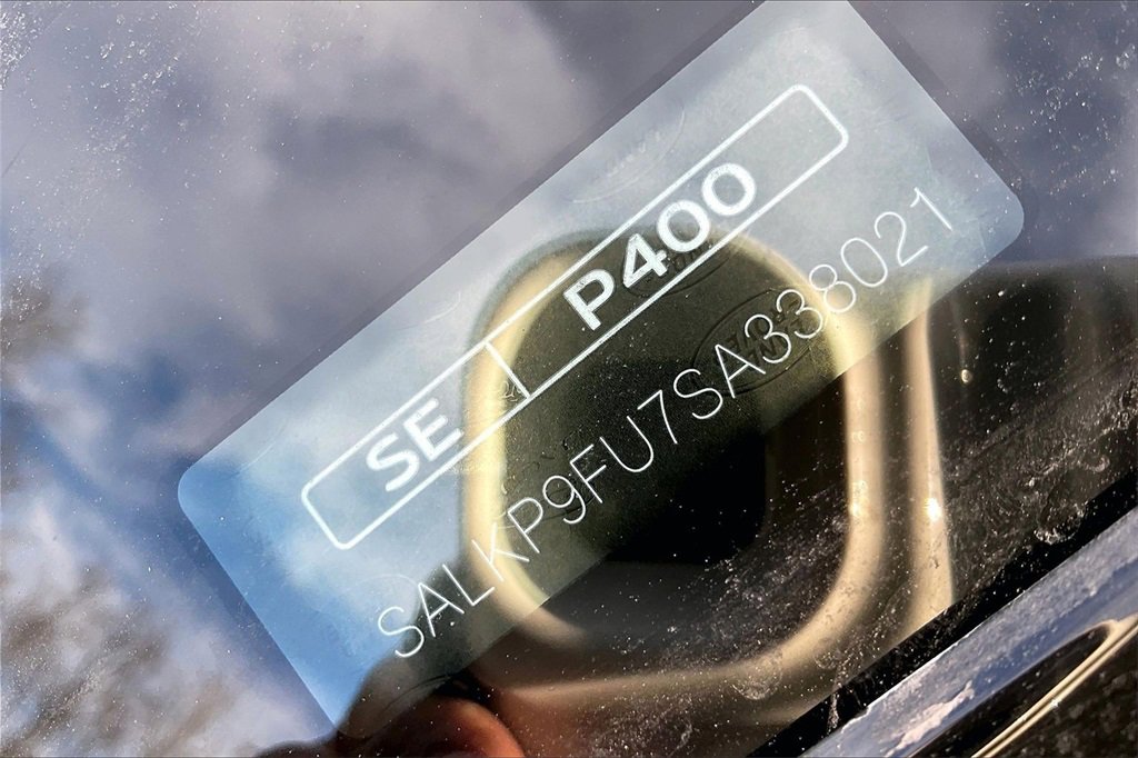 New 2025 Land Rover Range Rover SE image 9