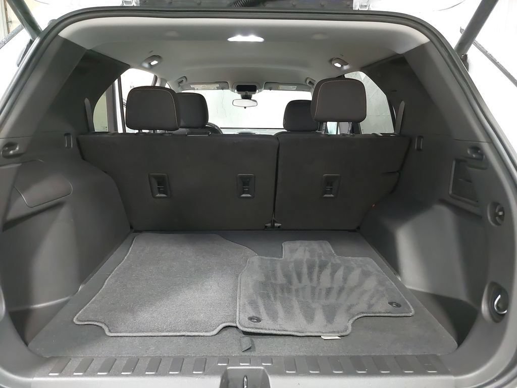 Used 2022 Chevrolet Equinox LT AWD/4WD image 12