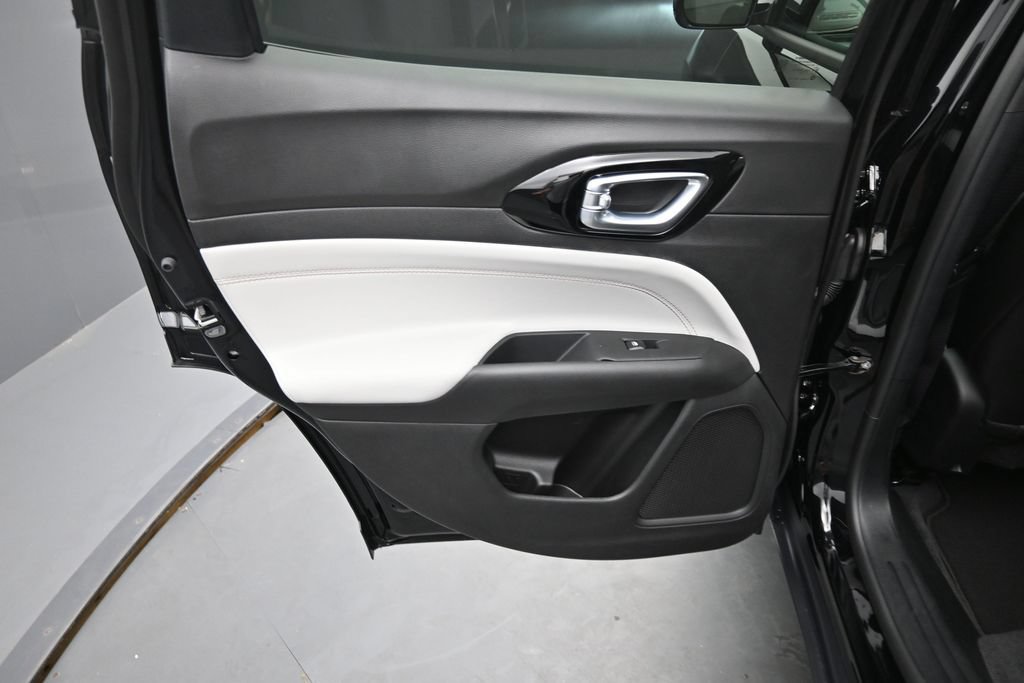 New 2026 Jeep Compass Limited AWD/4WD image 16