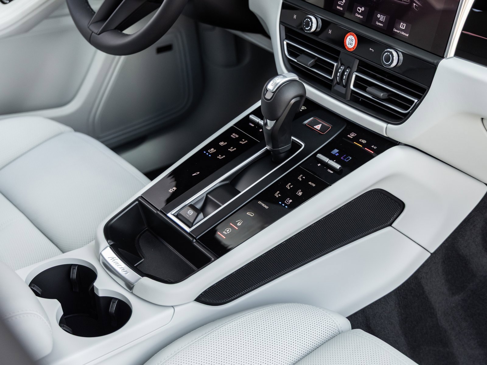 New 2026 Porsche Macan S image 34