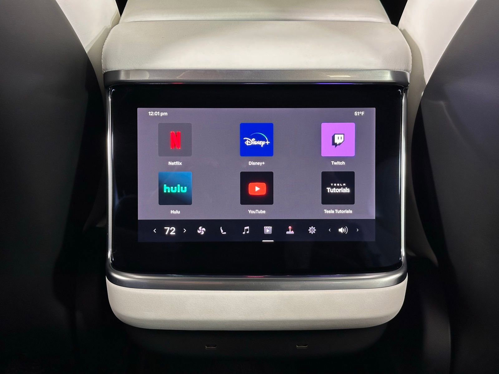 Used 2022 Tesla Model S image 33