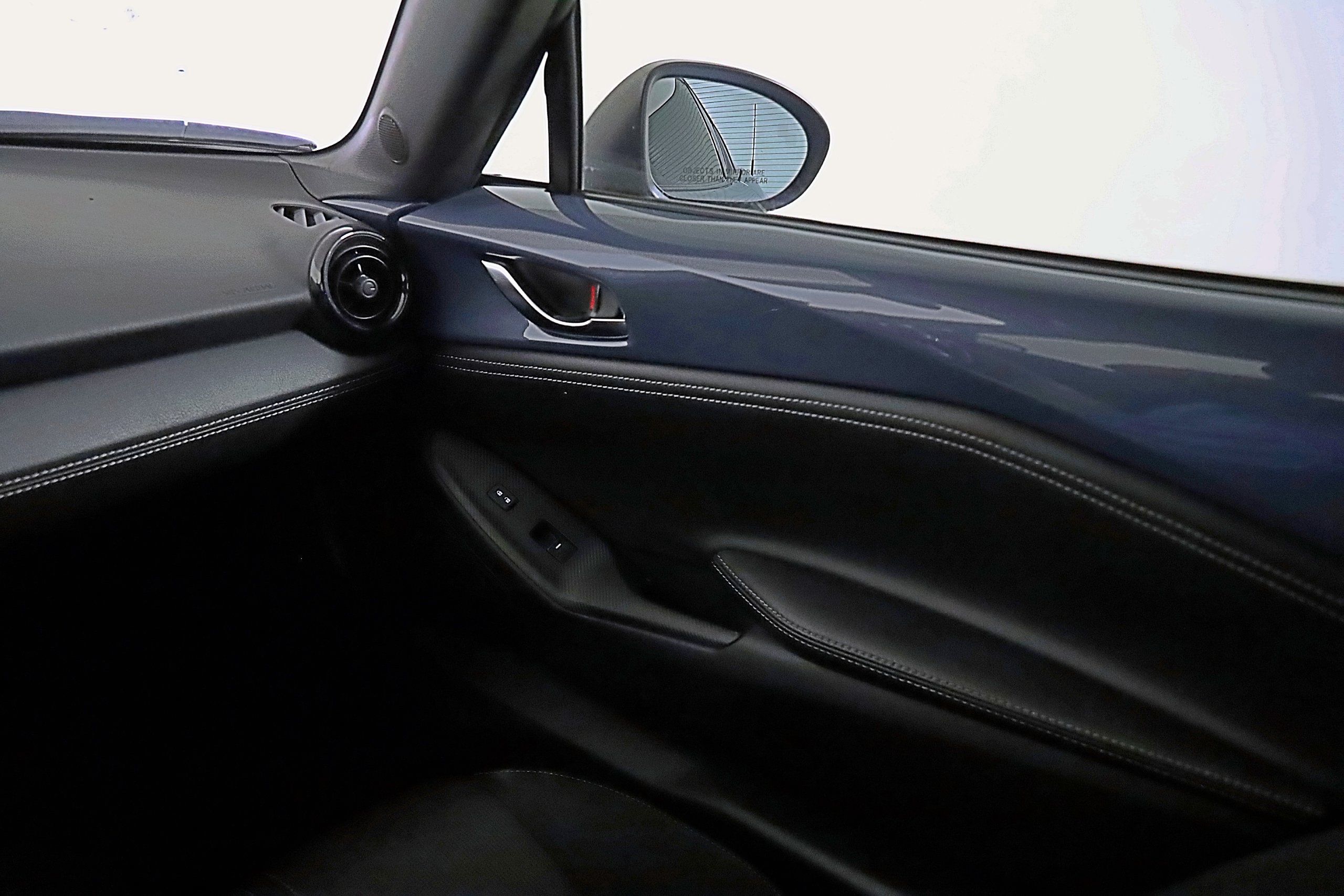 Used 2021 MAZDA MX-5 Miata RF Club RWD image 20