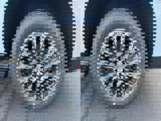 New 2026 GMC Yukon XL Denali w/ Denali Reserve Package image 9