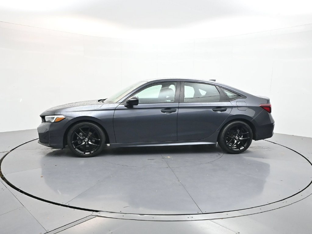 Used 2025 Honda Civic Sport image 4