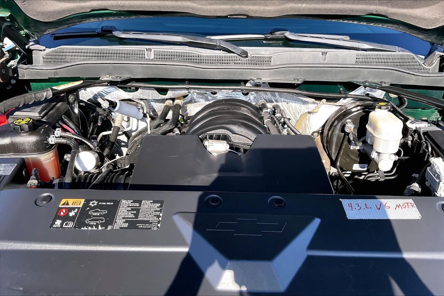 Used 2015 Chevrolet Silverado 1500 LS RWD image 29