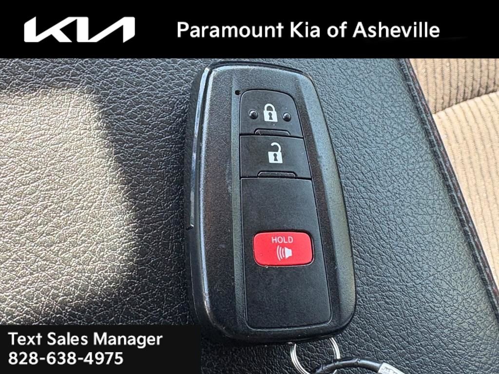 Used 2024 Toyota 4Runner TRD Off-Road image 28