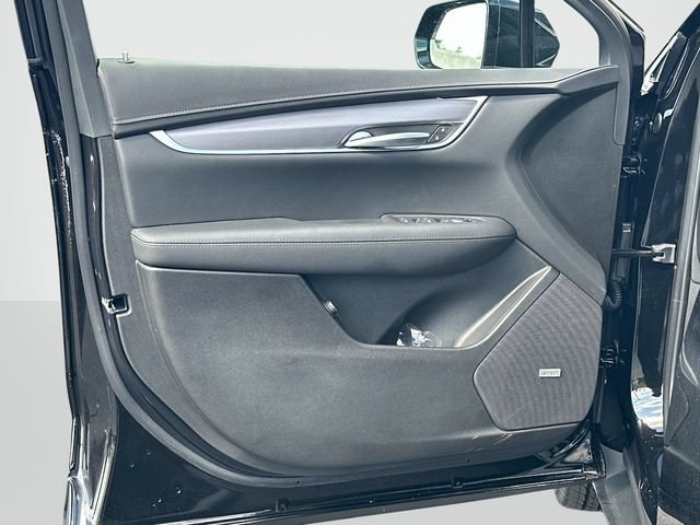 New 2026 Cadillac XT5 Luxury AWD/4WD image 8