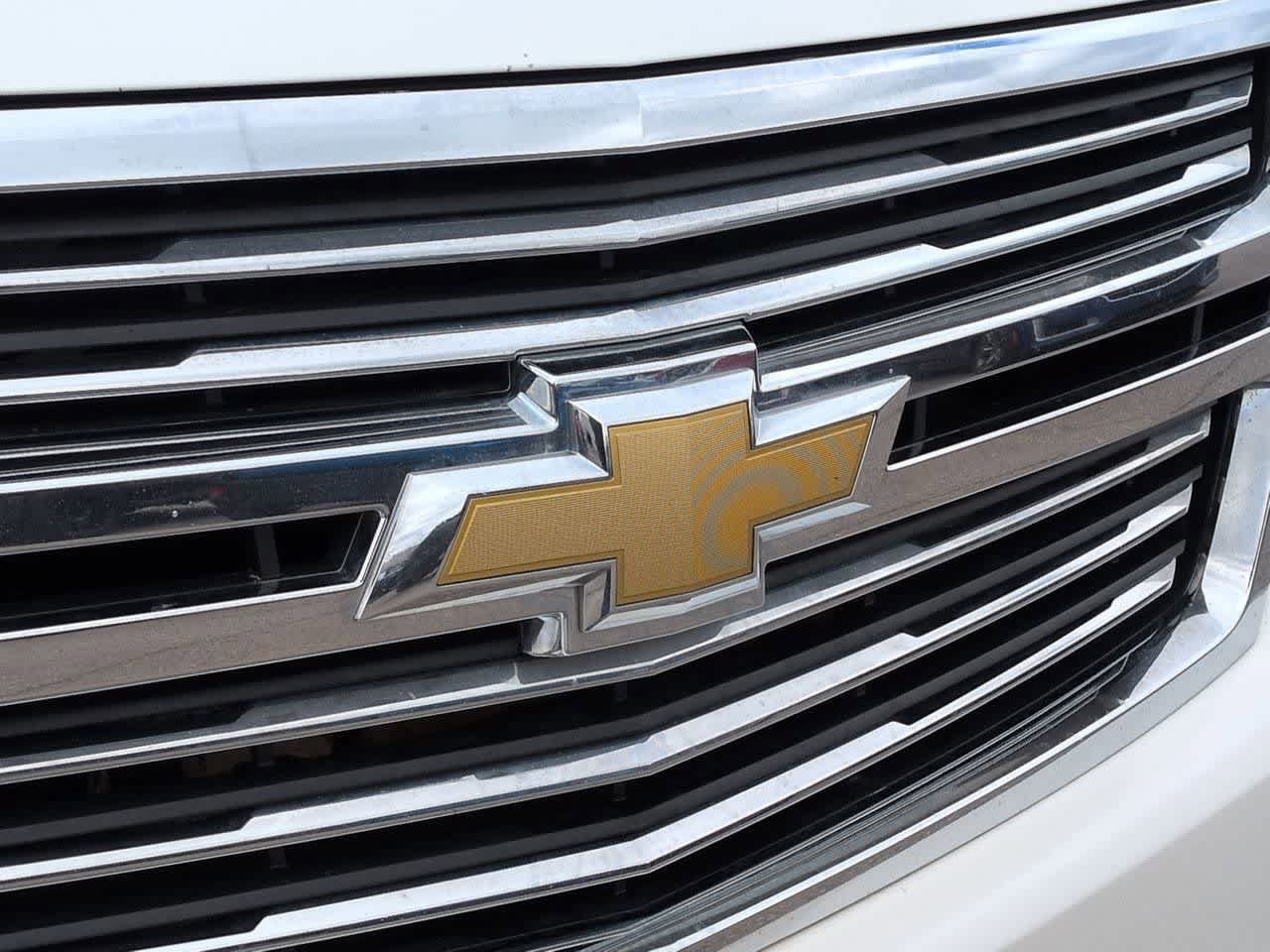 Used 2015 Chevrolet Suburban LTZ AWD/4WD image 11