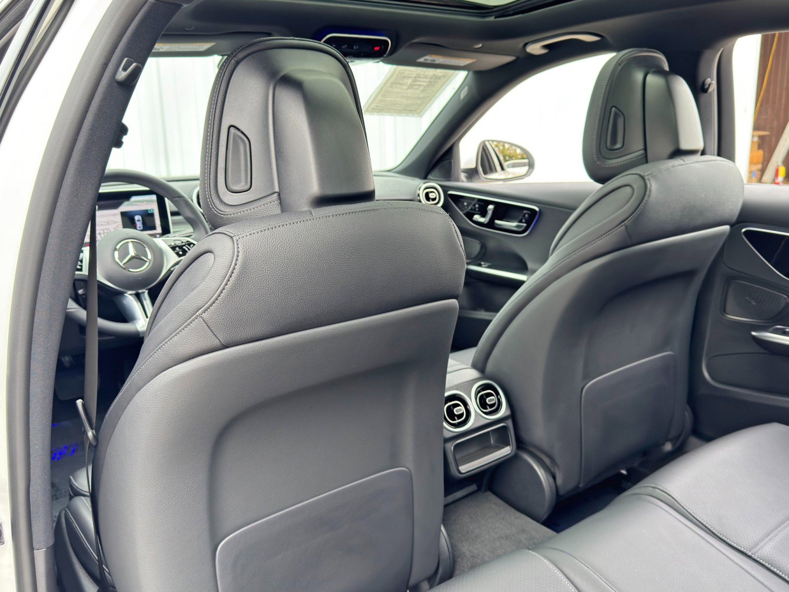 Used 2022 Mercedes-Benz C 300 Sedan image 40