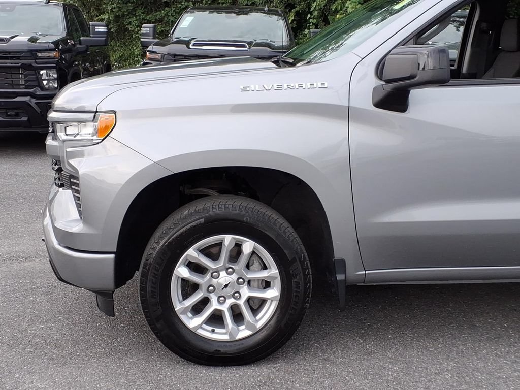 Certified 2024 Chevrolet Silverado 1500 RST AWD/4WD image 6