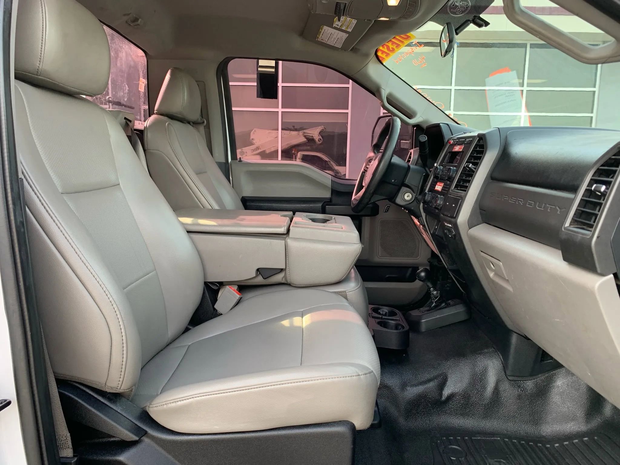 Used 2019 Ford F550 4x4 Regular Cab Super Duty image 22